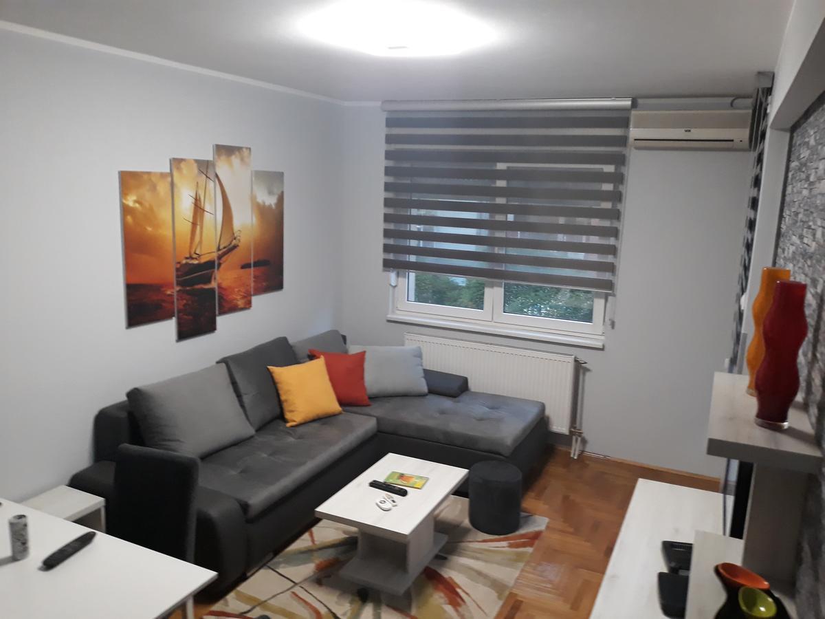 Apartment Azzuro 2 نوفي ساد المظهر الخارجي الصورة